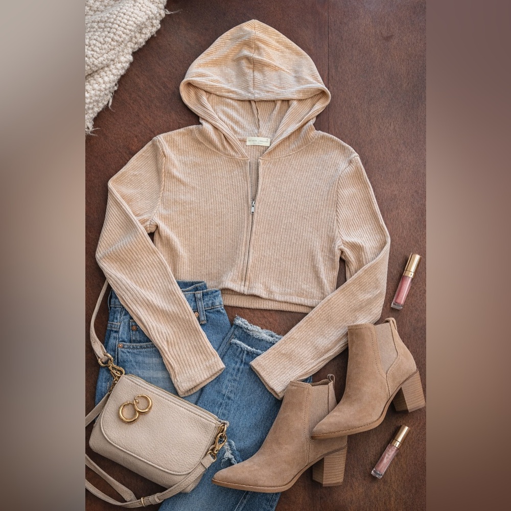 Frankee & Skylarr Beige Ribbed Cropped Zip Hoodie XL